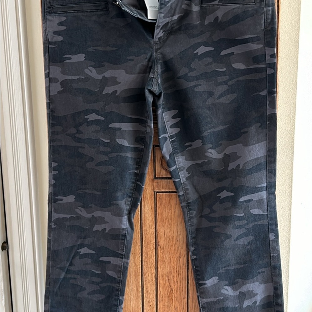 The Loft NWT Camo Jeans